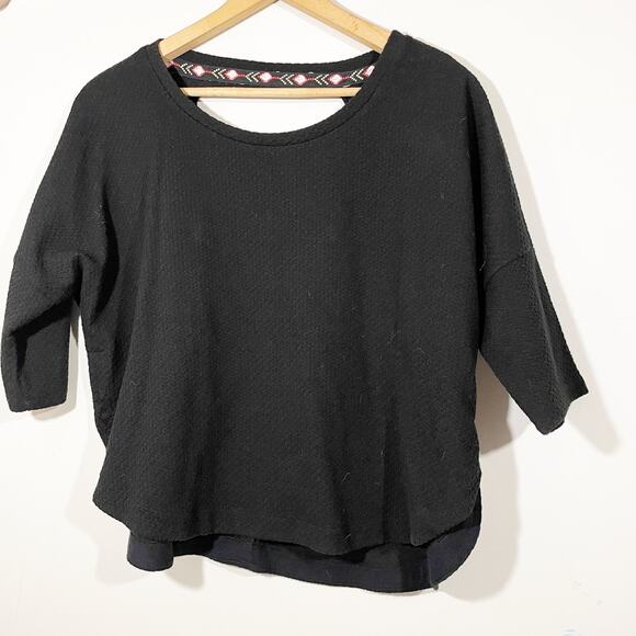 Philosophy Textured Cut Out Back Blouse Medium - Picture 4 of 9